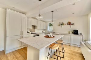 Kitchen- click for photo gallery